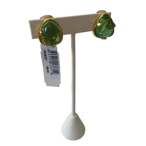 Kenneth Jay Lane Couture Collection Translucent Green & Gold Toned Clips. - Picture 2 of 7